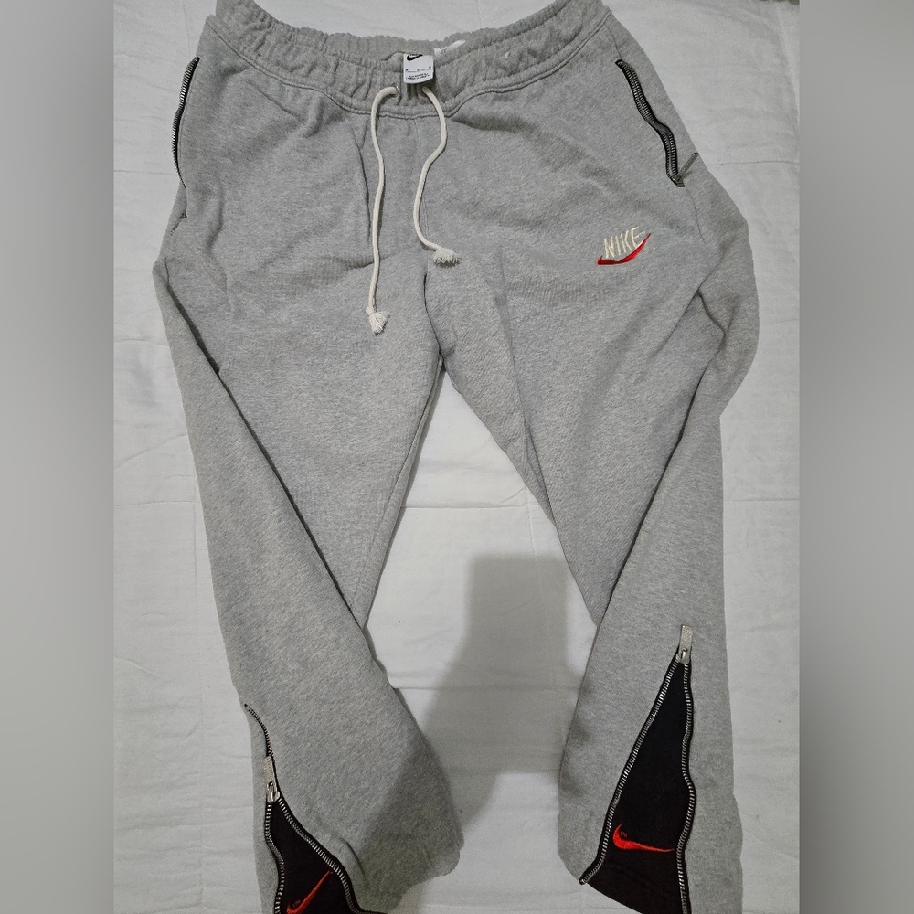 Nike Light Gray Joggers with Red Accents